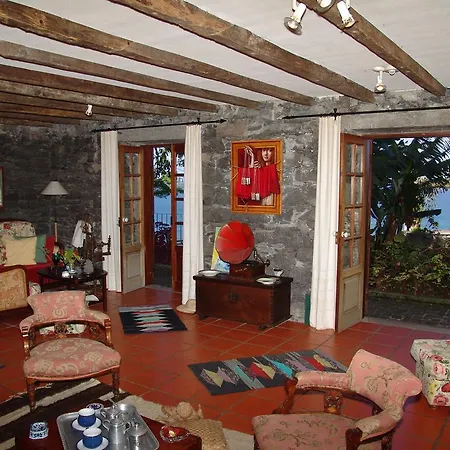 Casa Das Hortensias Bed & Breakfast Arco de Sao Jorge